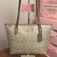 توت باق كوتش أبيض لامع سحاب