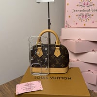 شنطة Lv ألما مونوغرام