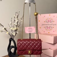 شنطة كتف شانيل أحمر