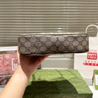 شنطة كتف قوتشي