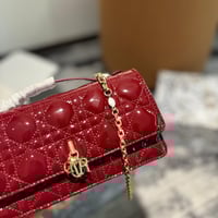 شنطة يد ديور