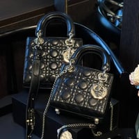 شنطة يد ديور