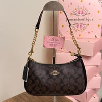 شنطة كتف كوتش بني