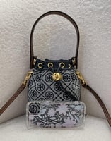 شنطه يد توري بورش