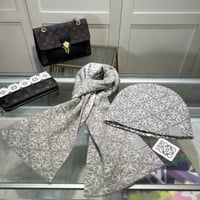 سكارف + قبعة Loewe