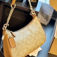 شنطة كتف كوتش بيج