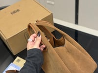 كوتش لانا بني مخمل