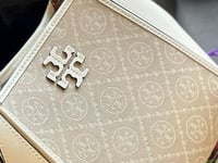 شنطة يد توري بورش