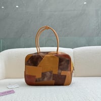 شنطة يد miu miu كبير