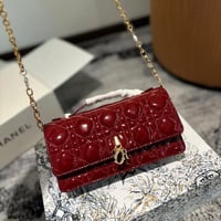 شنطة يد ديور