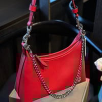 شنطة يد كوتش