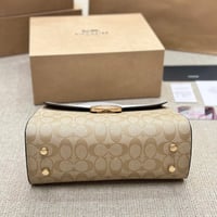 شنطة يد كوتش بيج