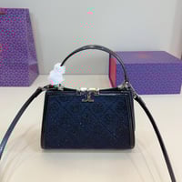 شنطة يد توري بورش ميني لامع