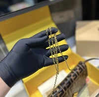 شنطة كتف فندي