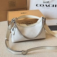 شنطة يد كوتش