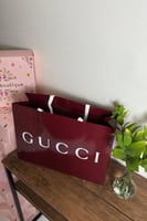 كيس قوتشي احمر كبير