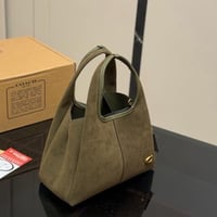 كوتش لانا زيتي مخمل