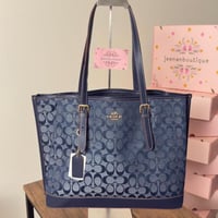 توت باق كوتش مولي كحلي كبير