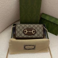 شنطة كتف قوتشي