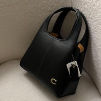 شنطة كوتش لانا صغير