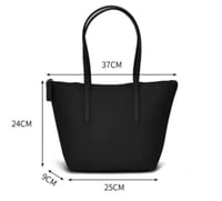 شنطة لاكوست فيس أخضر