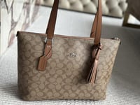 توت باق كوتش بني سحاب