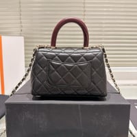 شنطة يد شانيل