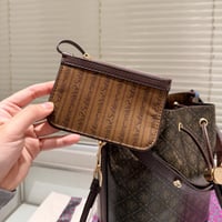 شنطة توري بورش