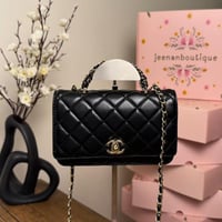 شنطة يد شانيل أسود