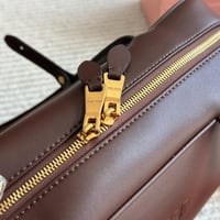 شنطة يد miu miu مقاس كبير