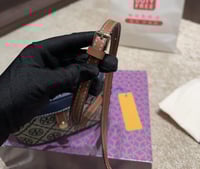 شنطة يد توري بورش