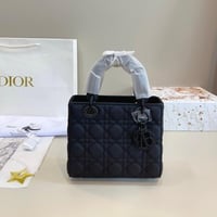 شنطه يد ديور أسود