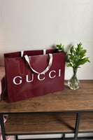 كيس قوتشي احمر كبير