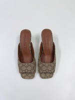 كعب كوتش بني