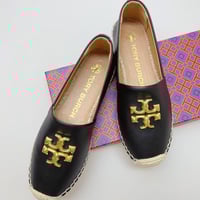 حذاء توري بورش