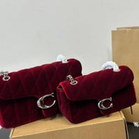 شنطة كتف كوتش مقاس صغير مخملي