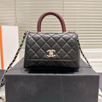 شنطة يد شانيل