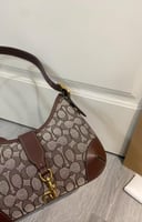 شنطة كتف كوتش