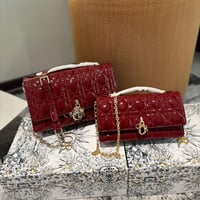 شنطة يد ديور