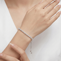 سوار فضة بخرز لامع قابل للتعديل (فضة إسترليني S925...