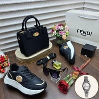 طقم نسائي فاخر شنطة وحذاء وساعة مع إكسسوارات أنيقة...