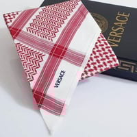 "شماغ فرزاتشي الأحمر الأصلي – قطن فاخر 100%