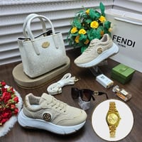 طقم نسائي راقٍ مع حقيبة وحذاء وإكسسوارات كاملة