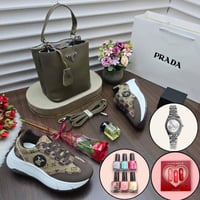 طقم هدايا نسائي فاخر شنطه وحذاء وساعة وعناية تجميل