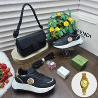 طقم نسائي أنيق شنطه كتف وحذاء مريح مع ساعة