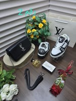 طقم هدايا فاخرة يجمع بين الأناقة والرفاهية