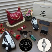 طقم نسائي فاخر كامل شنطة وحذاء ونظارة مع إكسسوارات...