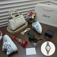 هدايا نسائي راقي ماركه ديور _ متجر النرجس