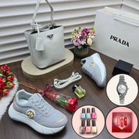 طقم هدايا نسائي فاخر شنطه وحذاء وساعة وعناية تجميل