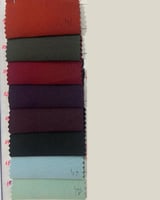 عبايه تخرج 2025 لون سكري واحمر